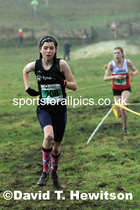 Girls under-15s 2022 North Eastern Harrier League, Thornley Farm, Peterlee, County Durham. Photo: David T. Hewitson/Sports for All Pics
